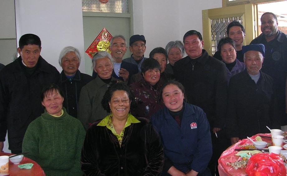 Can you tell who the Americans are?